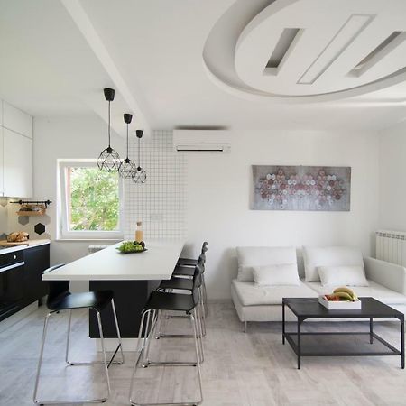 Apartments Eli Labin  Zewnętrze zdjęcie