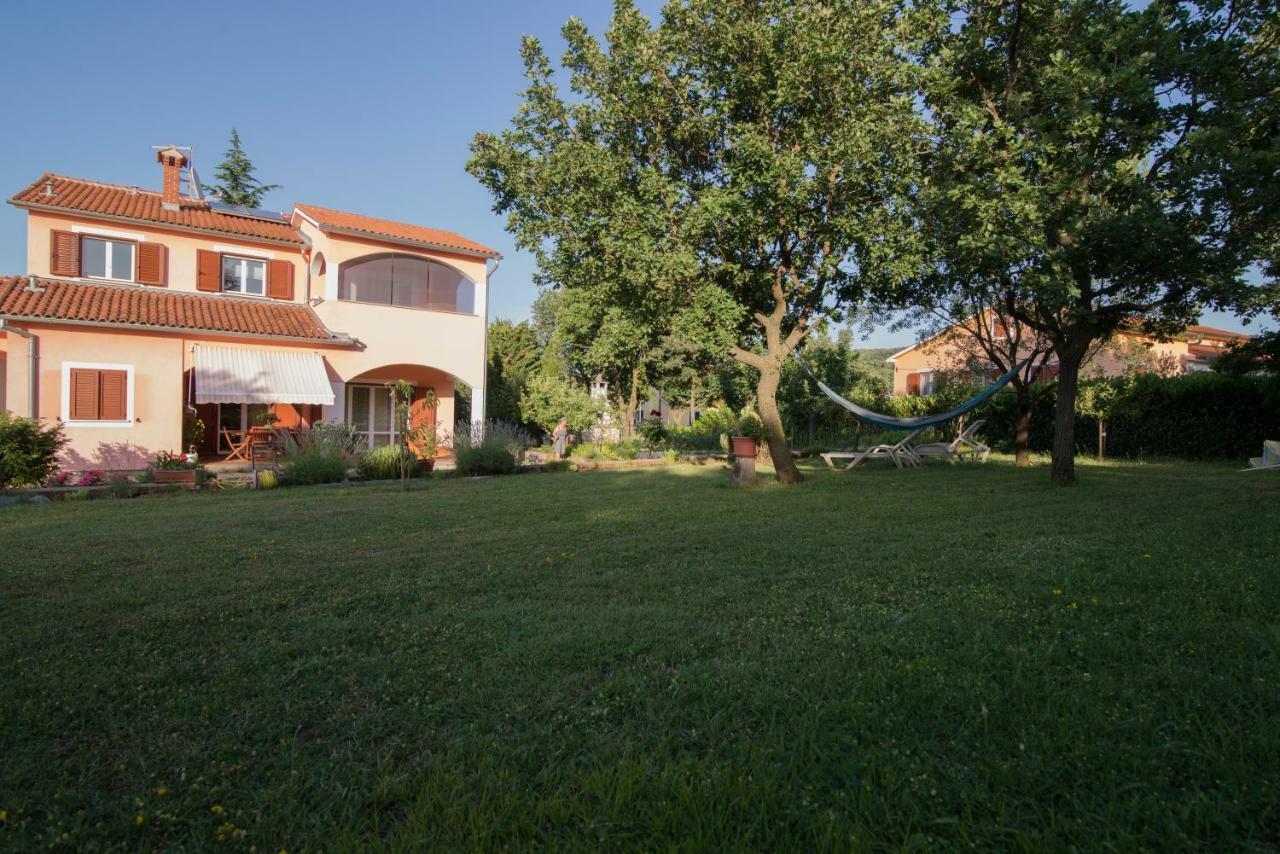 Apartments Eli Labin  Zewnętrze zdjęcie